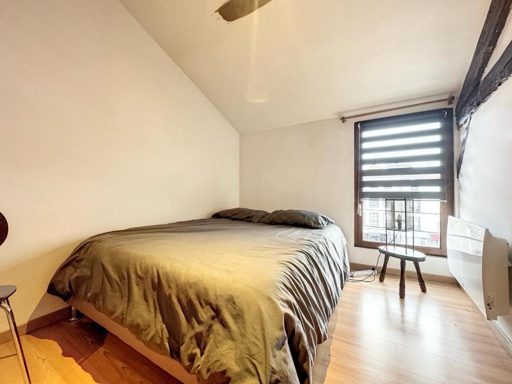 Duplex Cosy 85 M2 Hyper Centre Chalons-En-Champagne Apartment Exterior photo