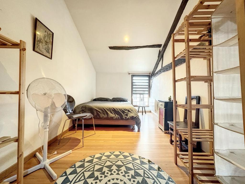 Duplex Cosy 85 M2 Hyper Centre Chalons-En-Champagne Apartment Exterior photo